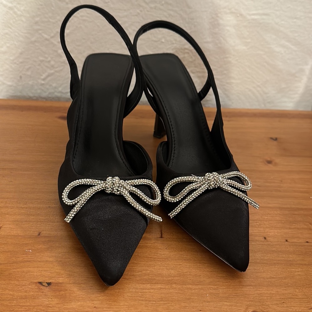 Women’s bow point heels size 8 - Picture 4 of 5